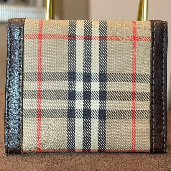 Burberrys Plaid Coin Wallet - Picture 2 of 10